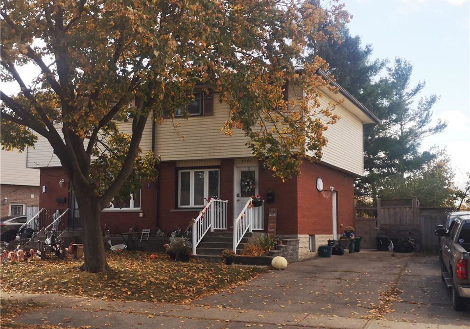 808-walter-street-cambridge-ontario-40670030