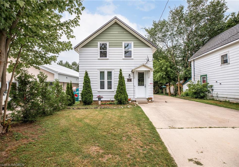 485-brown-street-wiarton-ontario-40673038