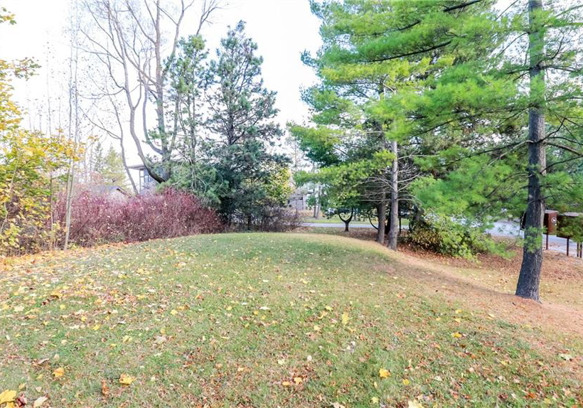 102-wyandot-court-the-blue-mountains-ontario-40673111