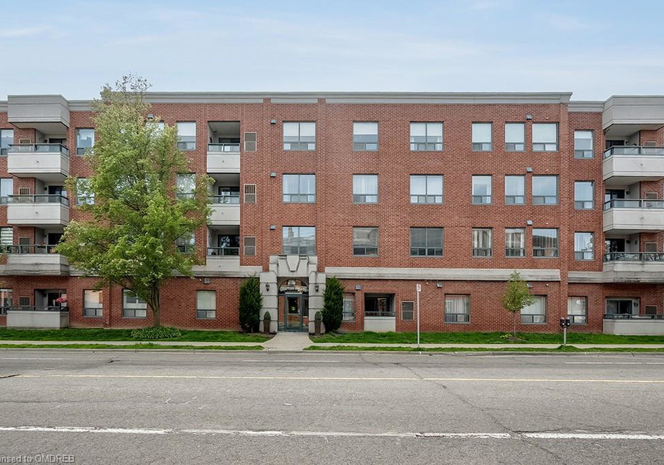 8-main-street-e-dundas-ontario-40674220