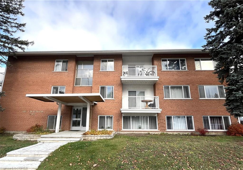 2418-trout-lake-road-north-bay-ontario-40674284