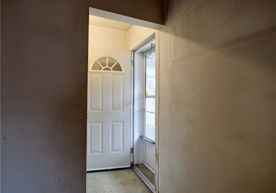 74-st-clair-avenue-kitchener-ontario-40675768