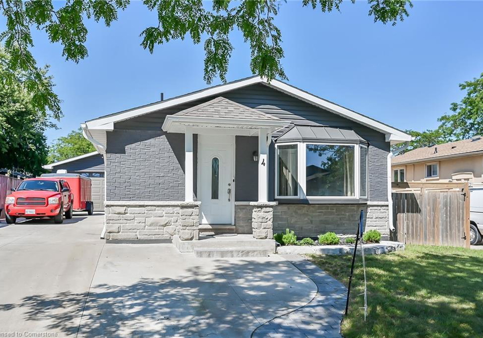 4-markham-crescent-hamilton-ontario-40676305