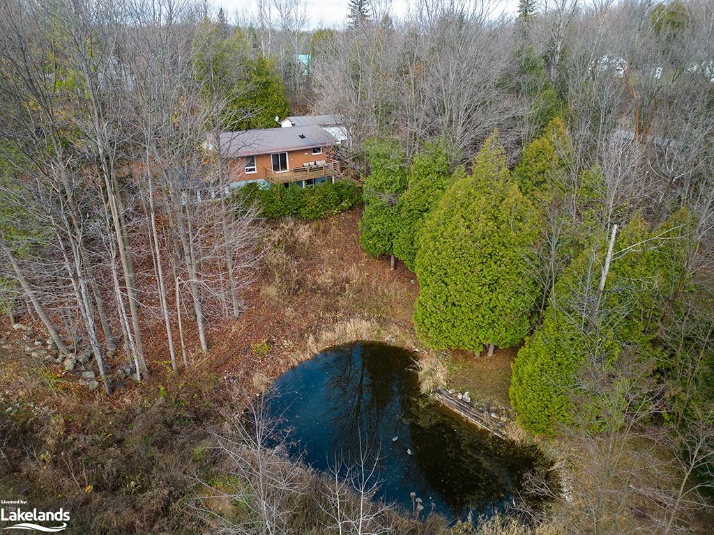 124-woodford-crescent-sydenham-twp-ontario-40677223