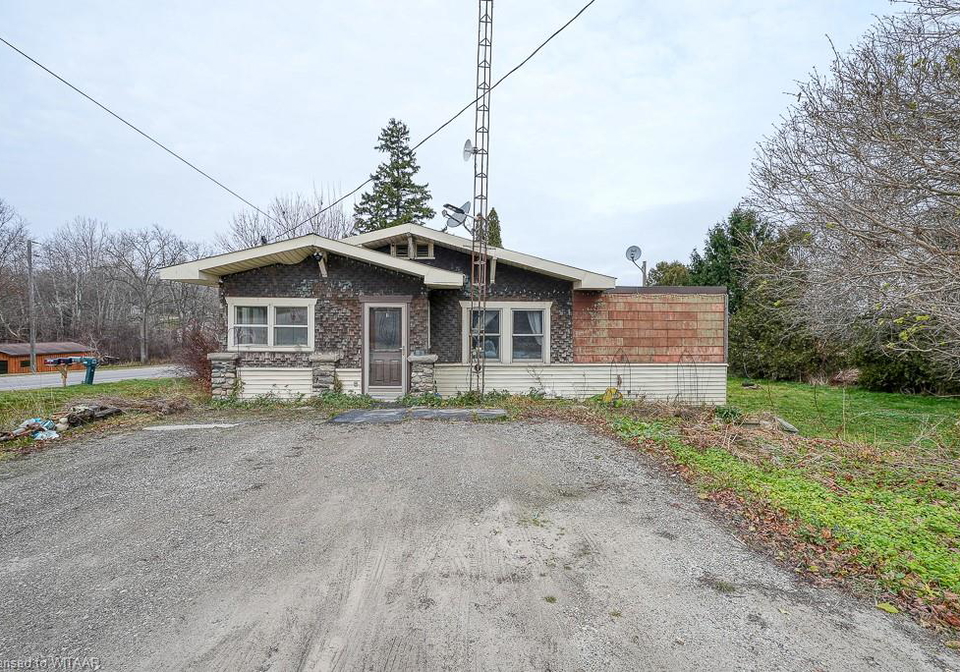 376548-37th-line-embro-ontario-40678808
