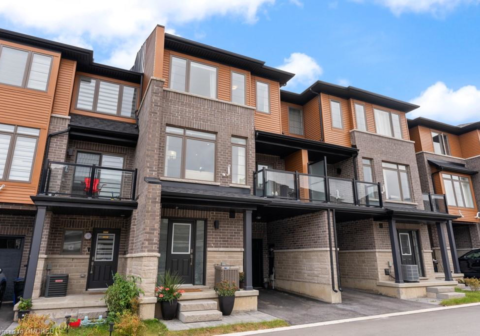 61-soho-street-stoney-creek-ontario-40678910