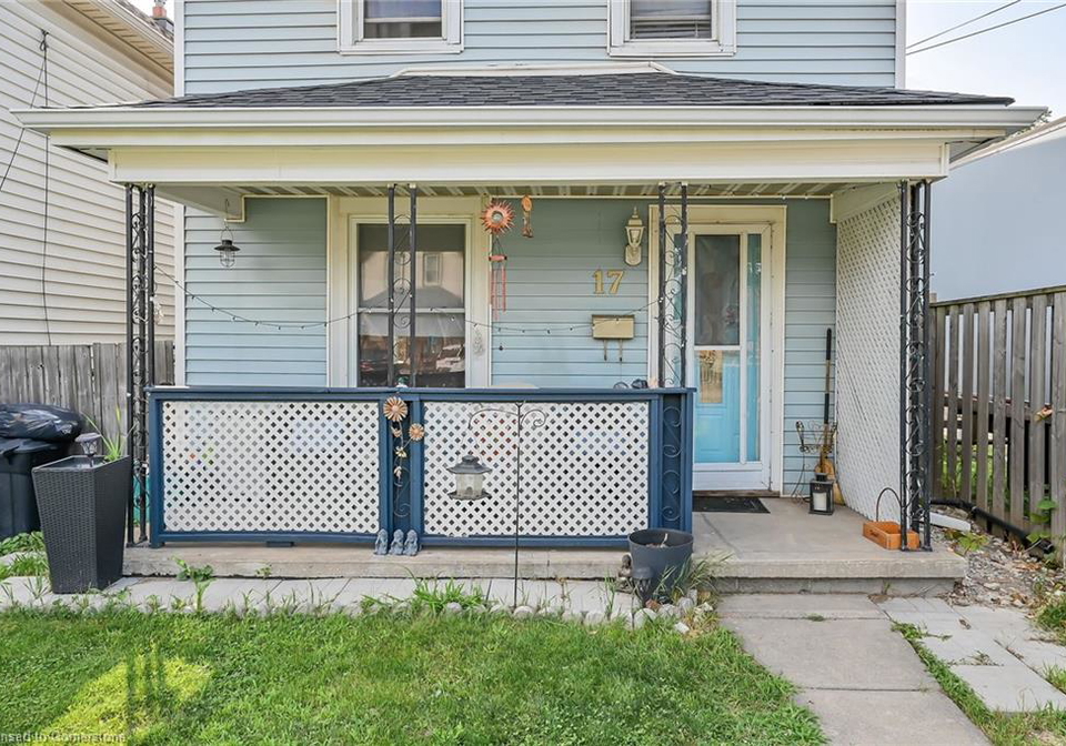 17-albemarle-street-hamilton-ontario-40680891