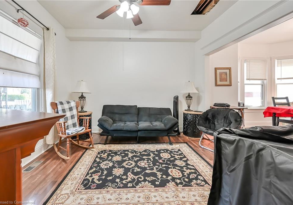 17-albemarle-street-hamilton-ontario-40680891