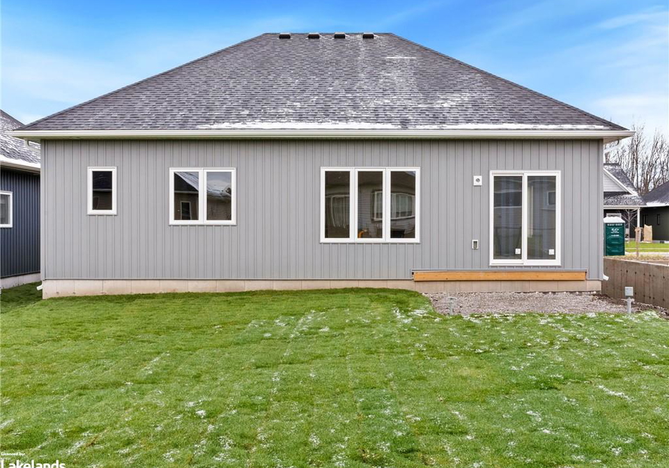 136-brandon-avenue-coldwater-ontario-40682196