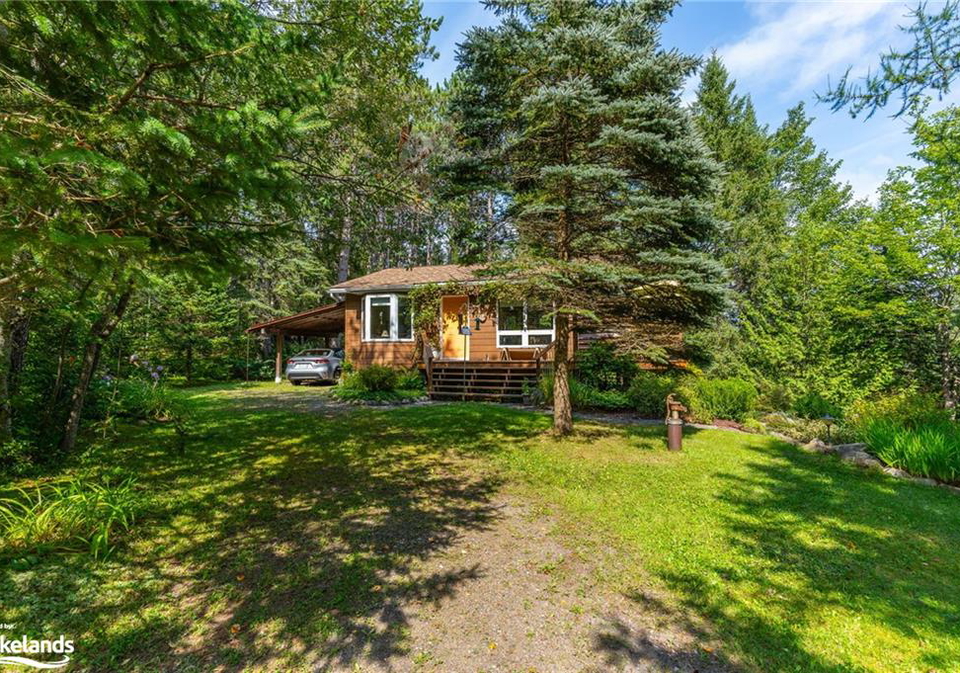 1047-sawdust-road-minden-ontario-40682304