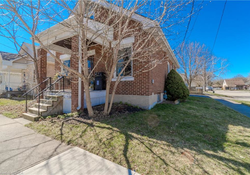 21-wade-avenue-brantford-ontario-40683090
