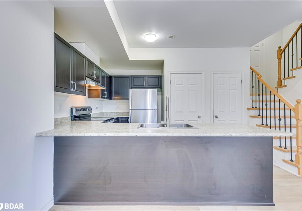 04-2420-baronwood-drive-oakville-ontario-40684245