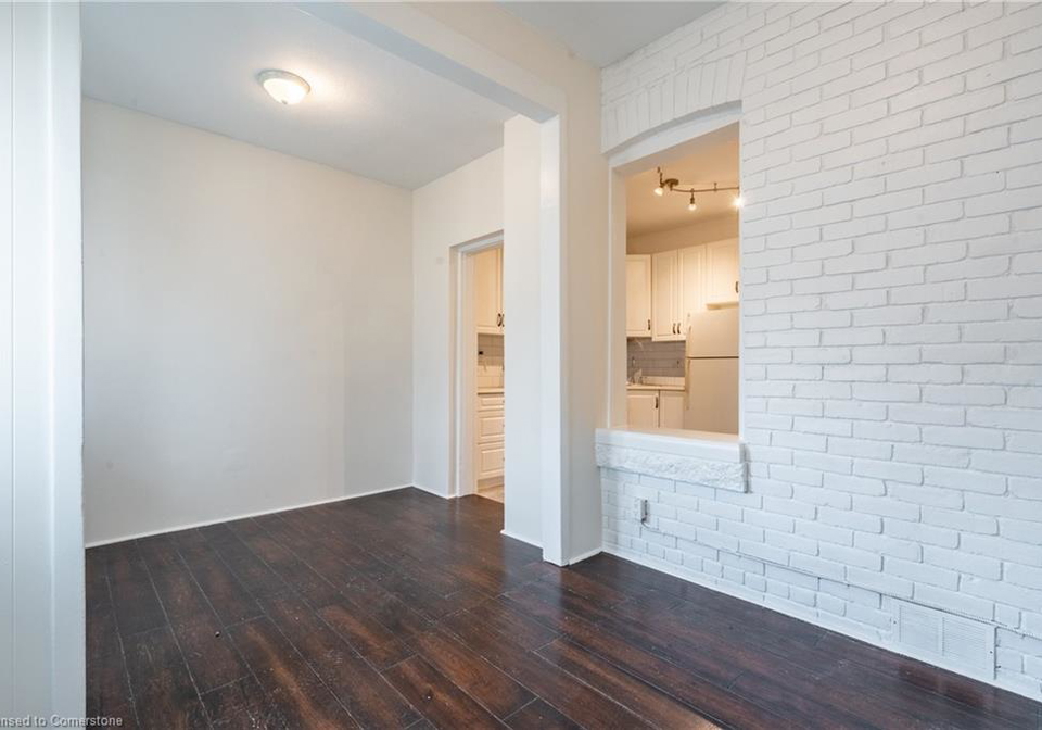 182-wellington-street-n-hamilton-ontario-40686871