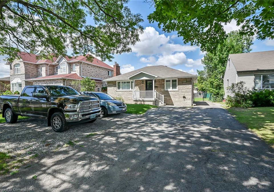 221-gray-road-stoney-creek-ontario-40687753