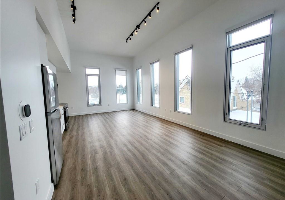75-huron-street-new-hamburg-ontario-40688003