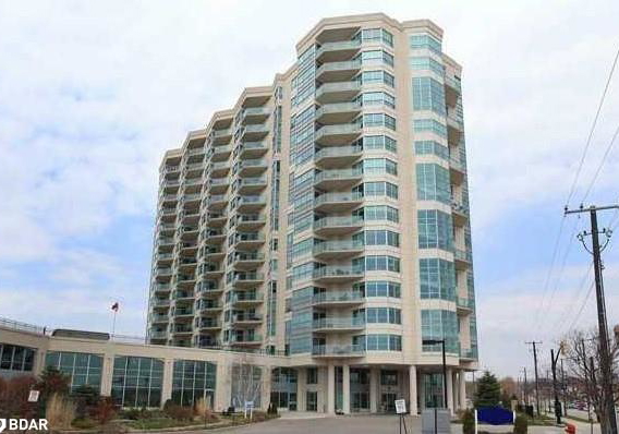 6-toronto-street-barrie-ontario-40688315