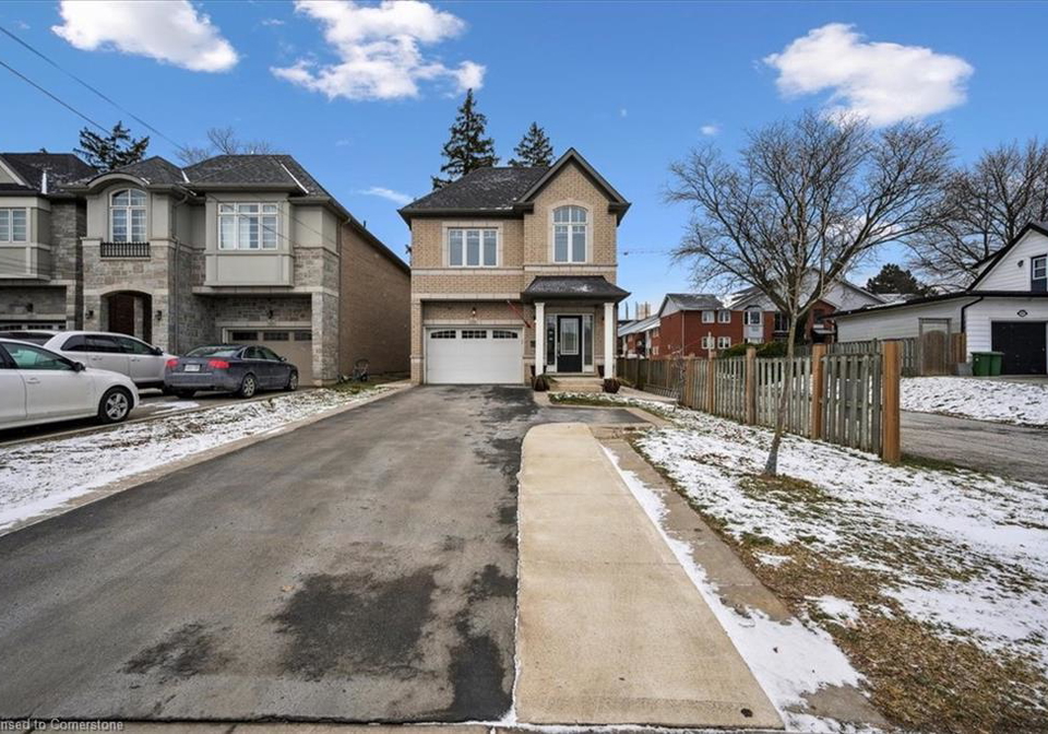 235-stone-church-road-e-hamilton-ontario-40688359