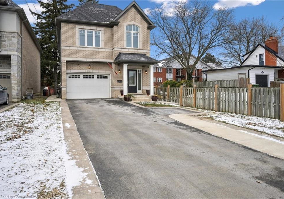 235-stone-church-road-e-hamilton-ontario-40688359