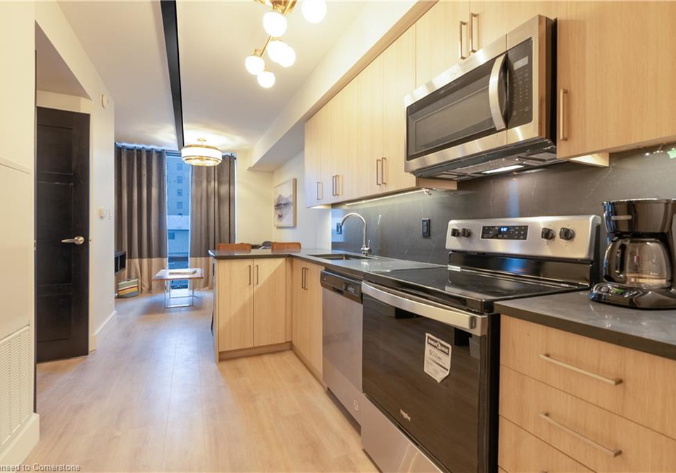 145-columbia-street-w-waterloo-ontario-40689263