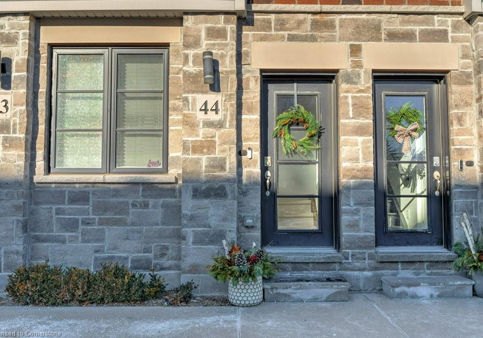 219-dundas-street-e-waterdown-ontario-40689439