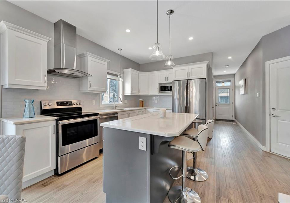 43-fulton-street-brantford-ontario-40690689