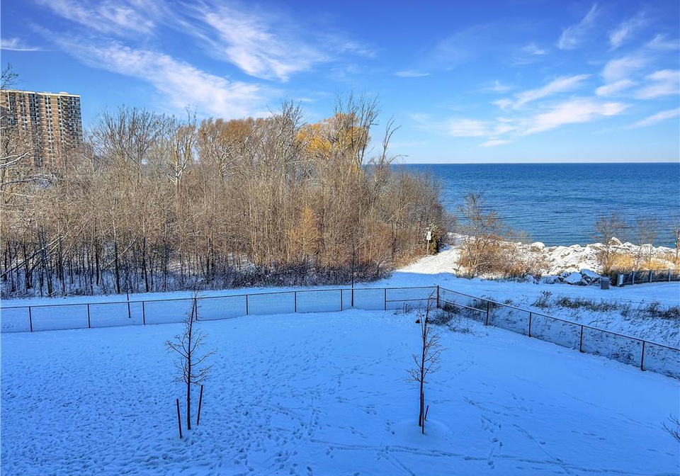 125-shoreview-place-stoney-creek-ontario-40691289