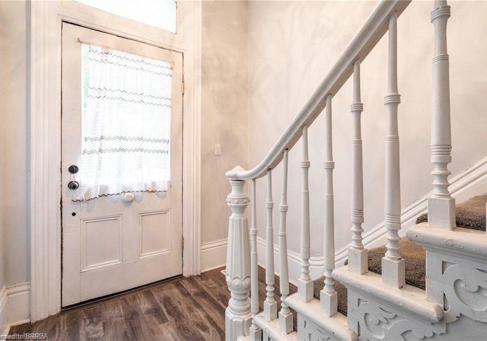 129-west-street-brantford-ontario-40691710