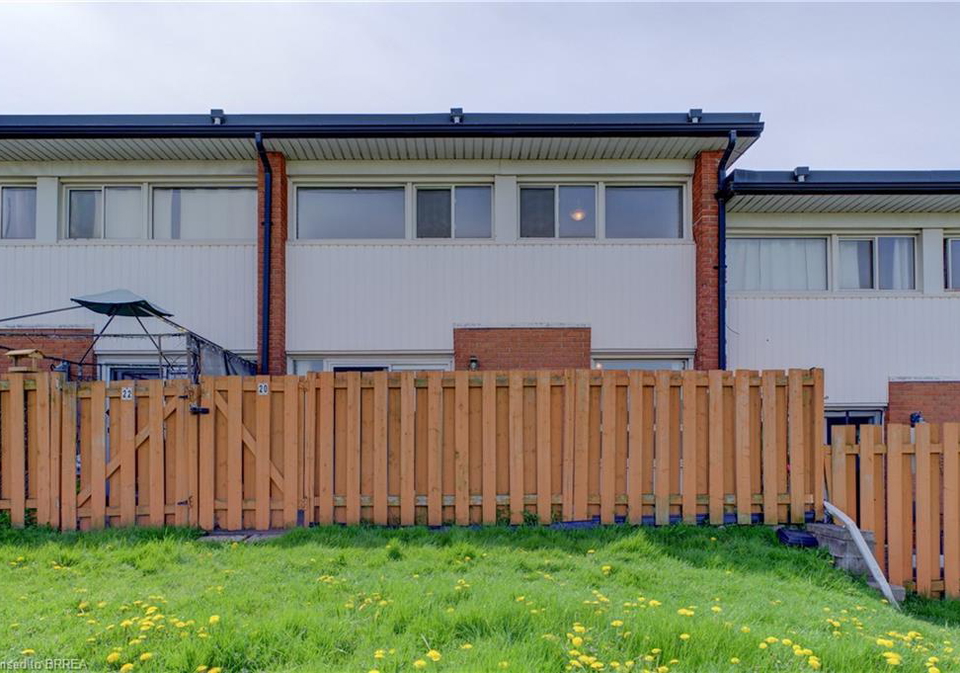 176-henry-street-brantford-ontario-40691746