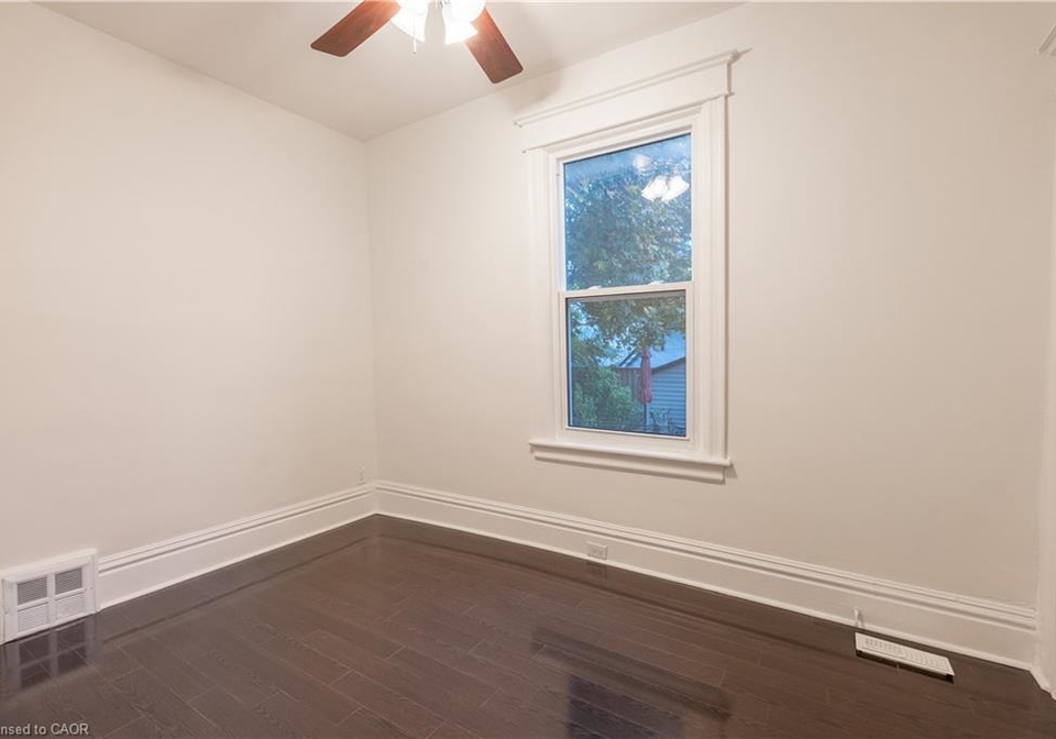 6-east-32nd-street-hamilton-ontario-40691949