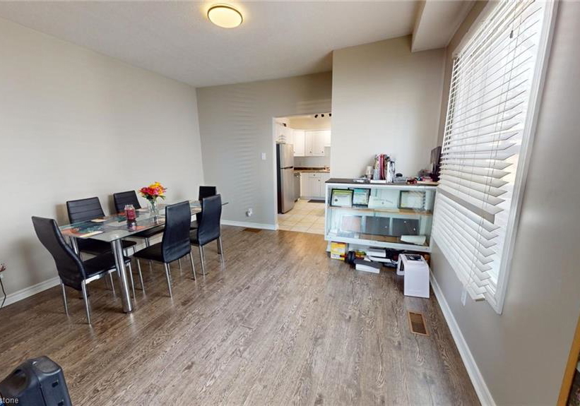 22-emilie-street-brantford-ontario-40693741