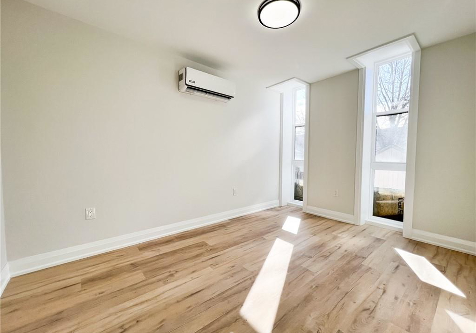 588-barton-street-e-hamilton-ontario-40695695