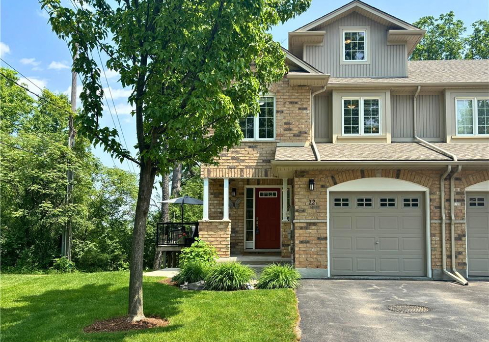 15-bannister-court-cambridge-ontario-40696297