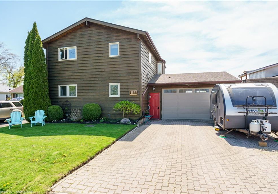 1166-lakeshore-road-selkirk-ontario-40696781