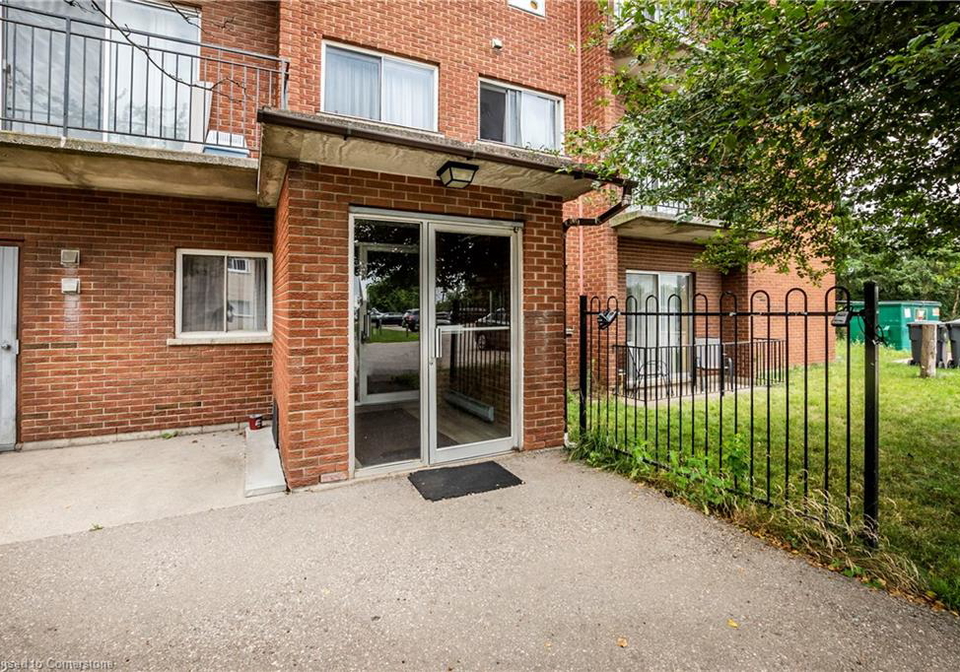 267-traynor-avenue-kitchener-ontario-40697069
