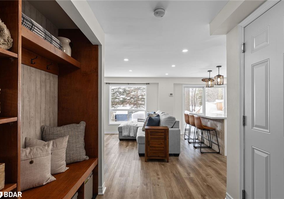 38-kenwell-crescent-barrie-ontario-40698020