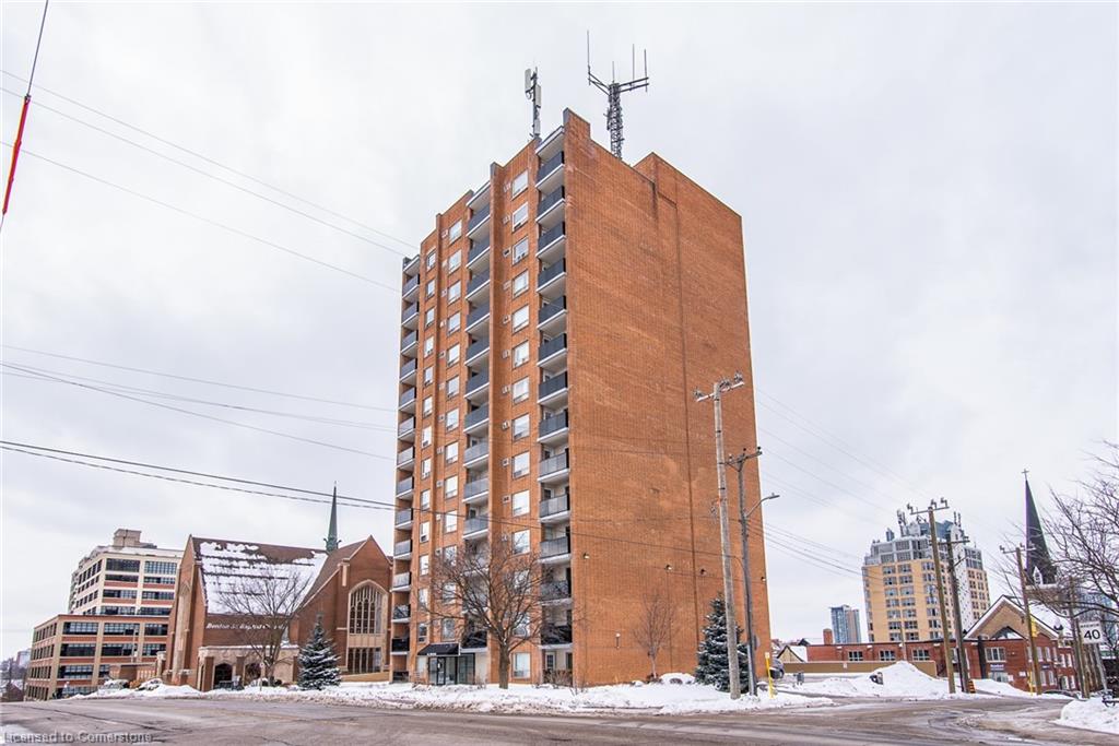 64-benton-street-kitchener-ontario-40698263