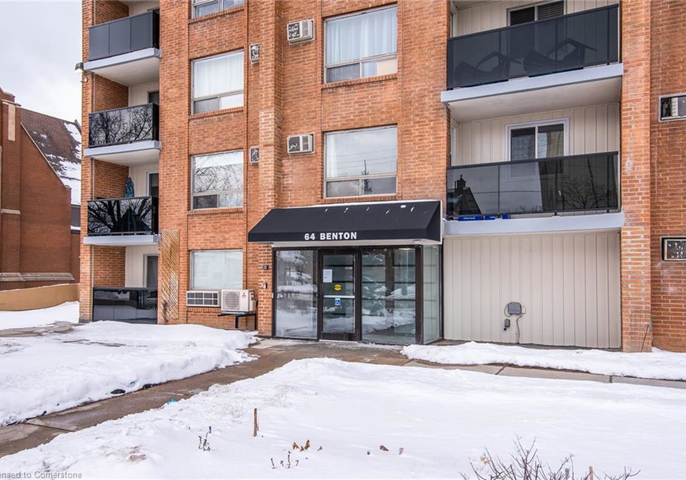 64-benton-street-kitchener-ontario-40698263