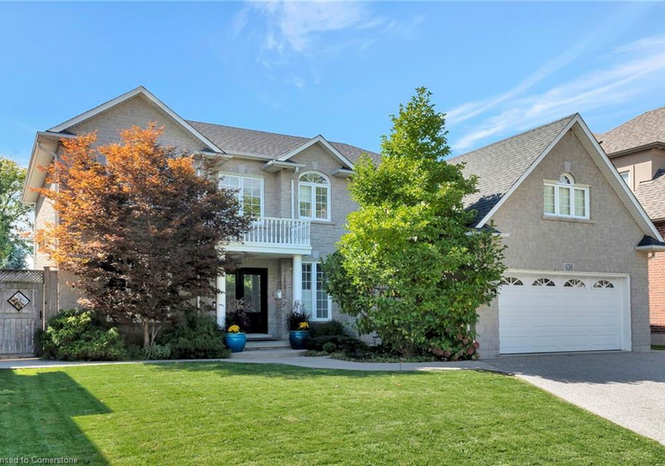 636-greenravine-drive-ancaster-ontario-40698492