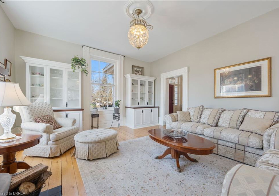 4-murray-street-w-vittoria-ontario-40700056