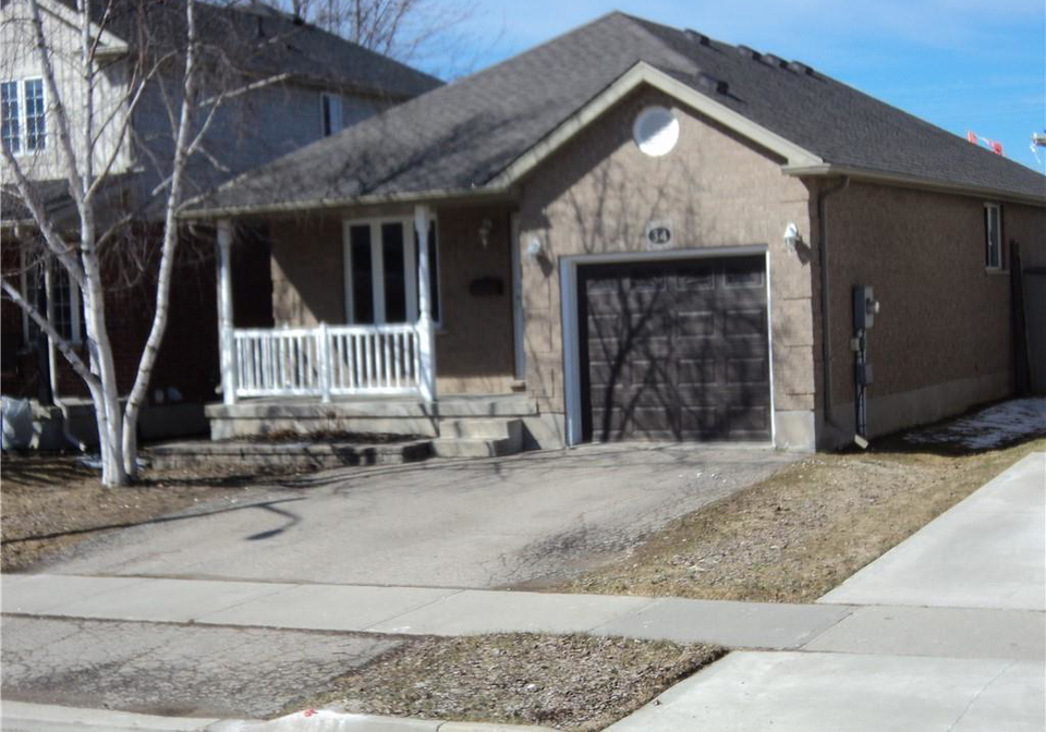 34-robb-road-woolwich-ontario-40700364