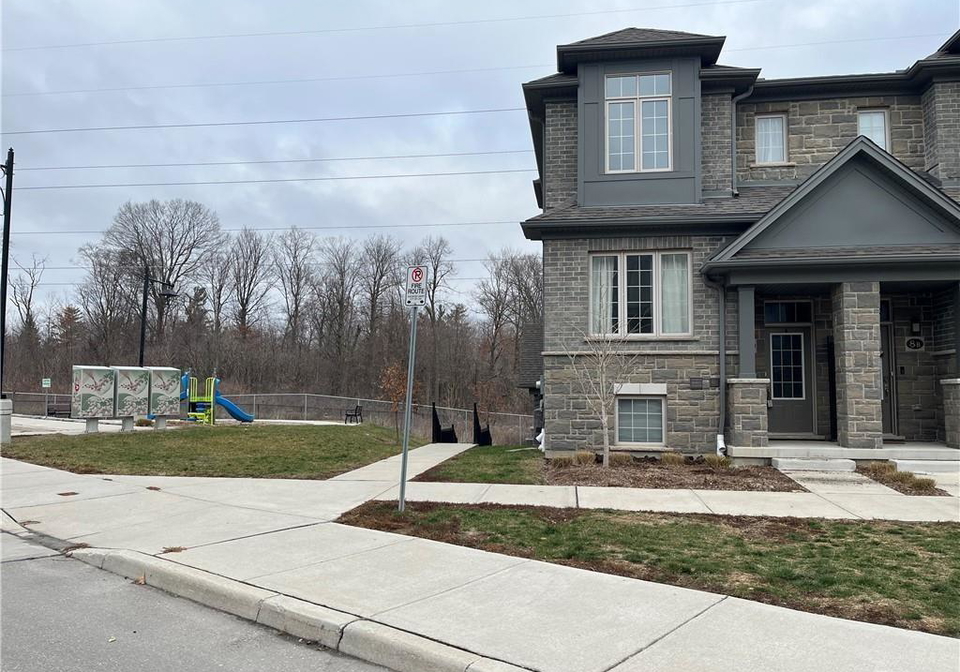 115-south-creek-drive-kitchener-ontario-40700668
