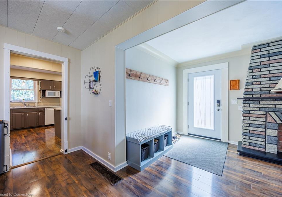 10-first-avenue-port-dover-ontario-40702236