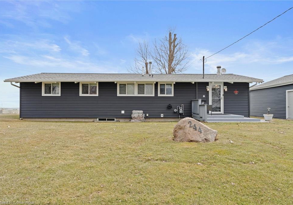 244-cotterie-park-leamington-ontario-40702697