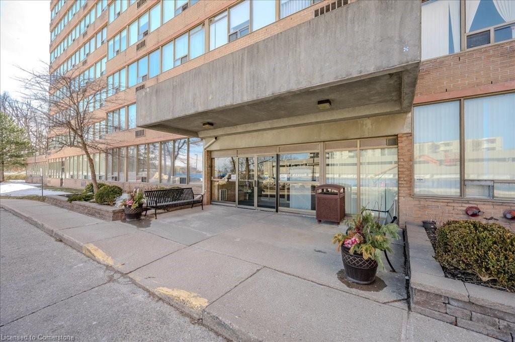 3227-king-street-e-kitchener-ontario-40704466