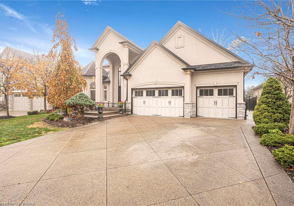 15-silver-maple-drive-ancaster-ontario-40706225