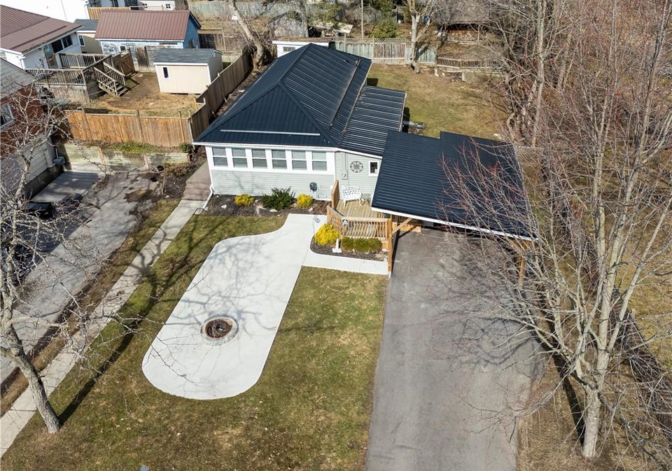 210-chapman-street-w-port-dover-ontario-40706492