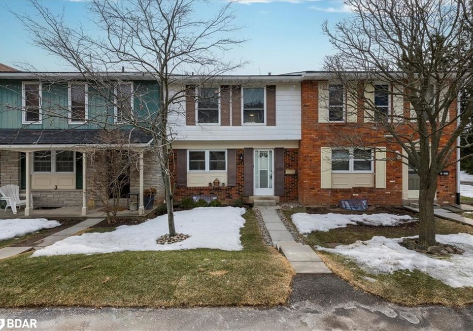 2232-upper-middle-road-burlington-ontario-40706507