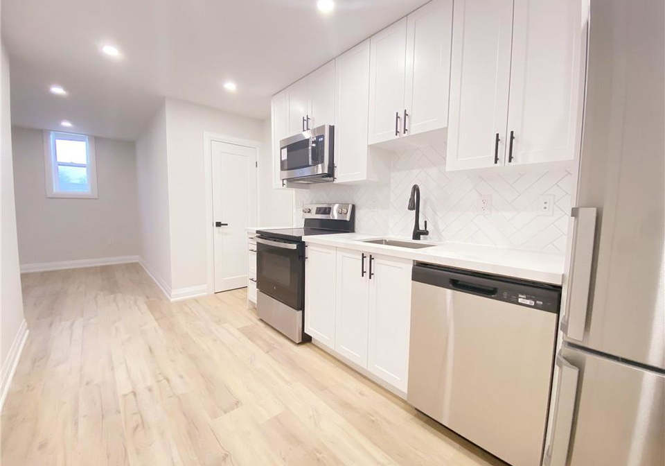 588-barton-street-e-hamilton-ontario-40707138