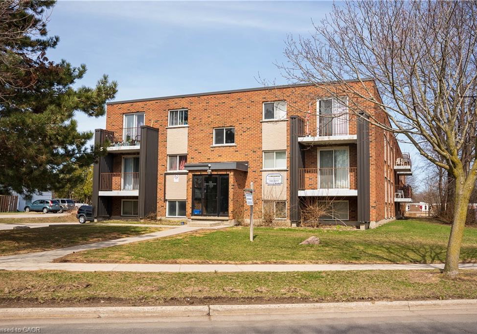 112-breckenridge-drive-kitchener-ontario-40708148