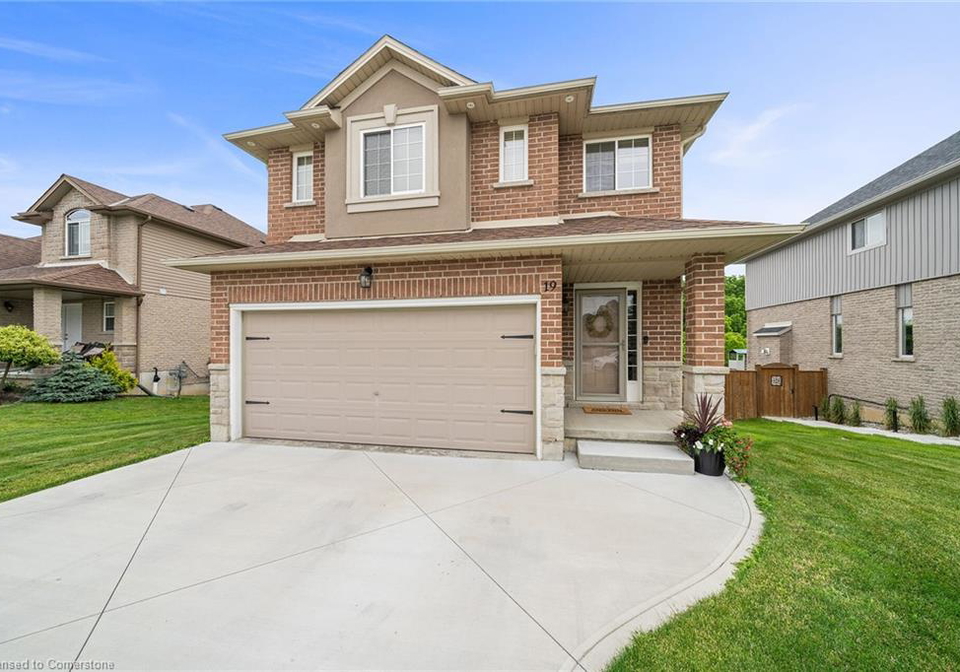 19-hudson-drive-cayuga-ontario-40708223